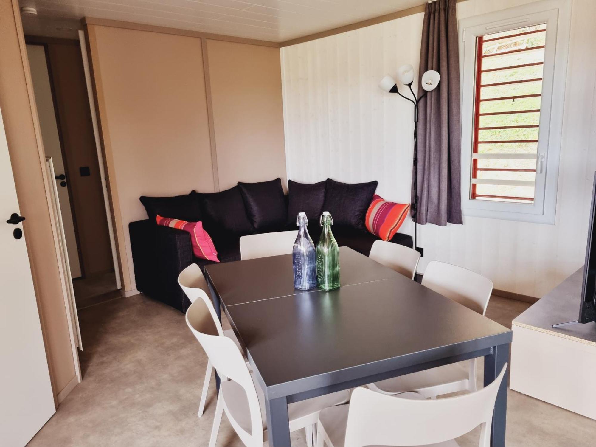 Apartment Etxean, De 1 A 6 Personnes Avec Barbecue, Parking Et Piscine Hasparren